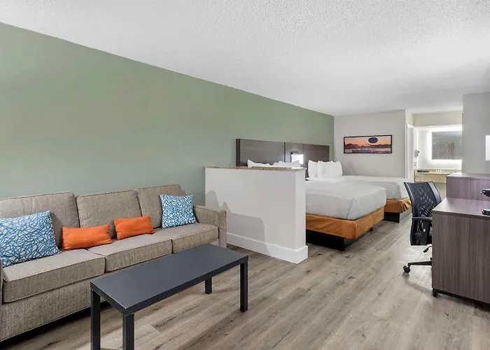 Quality Inn & Suites Orlando East - Ucf Area