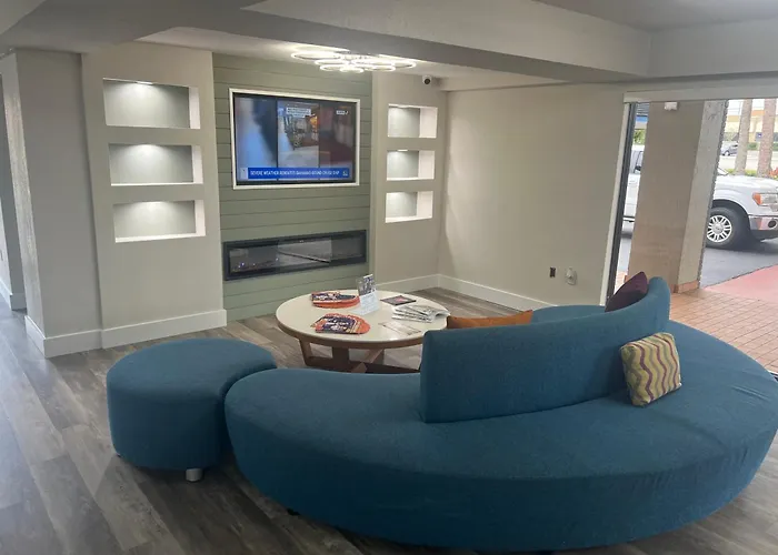 Quality Inn & Suites Orlando East - Ucf Area