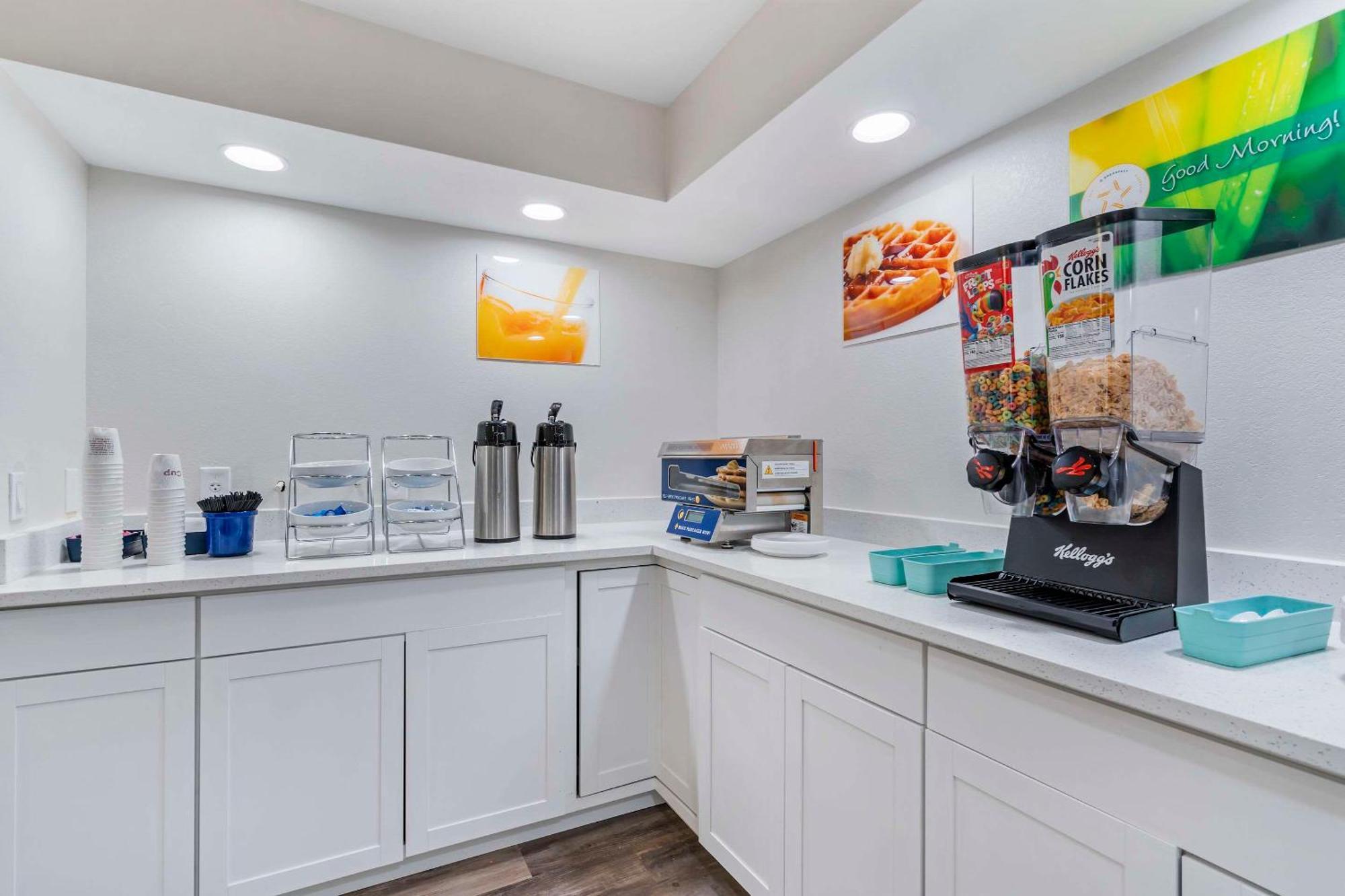 Quality & Orlando East - Ucf Area Alafaya
