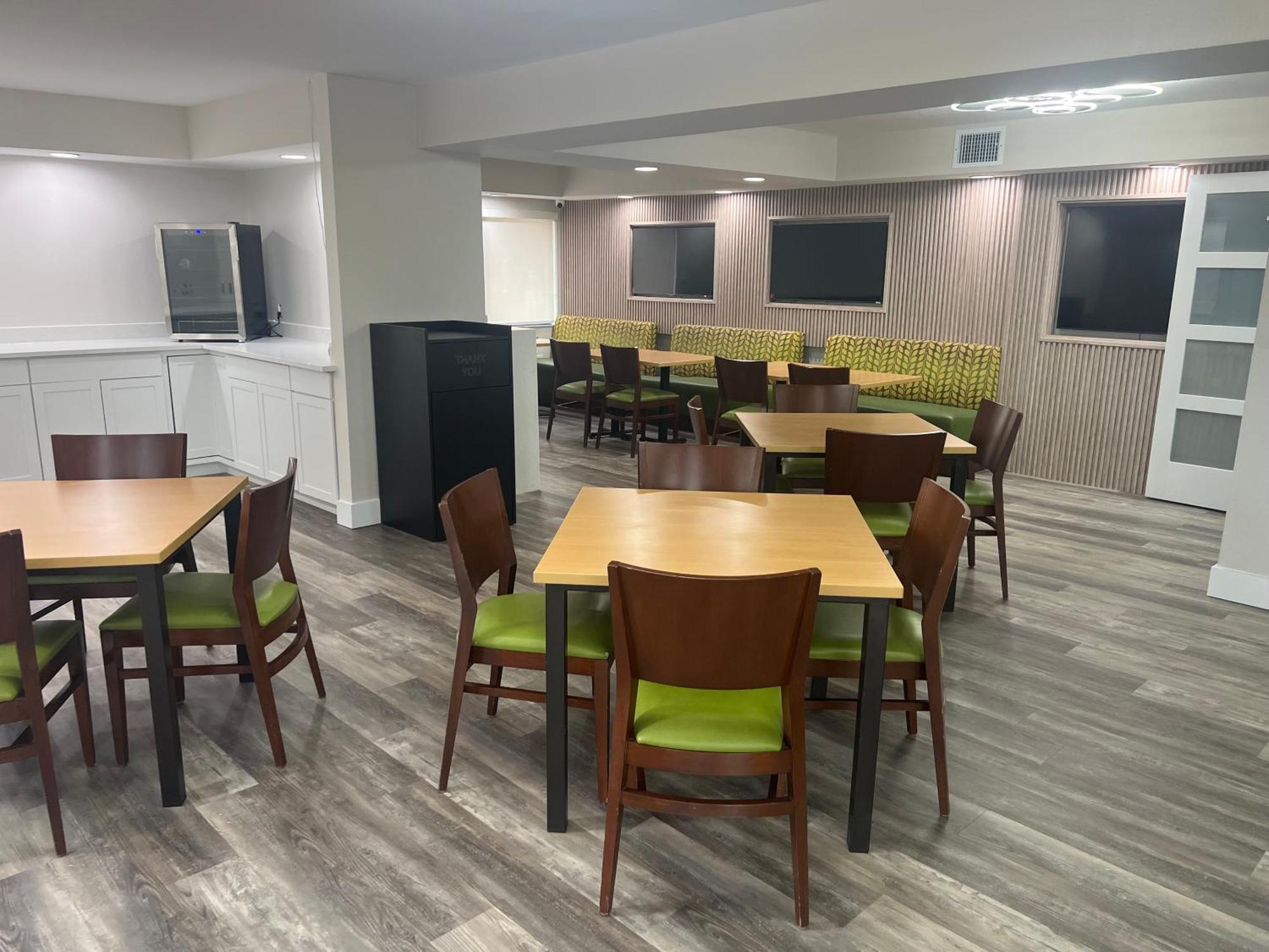 Quality & Orlando East - Ucf Area Alafaya