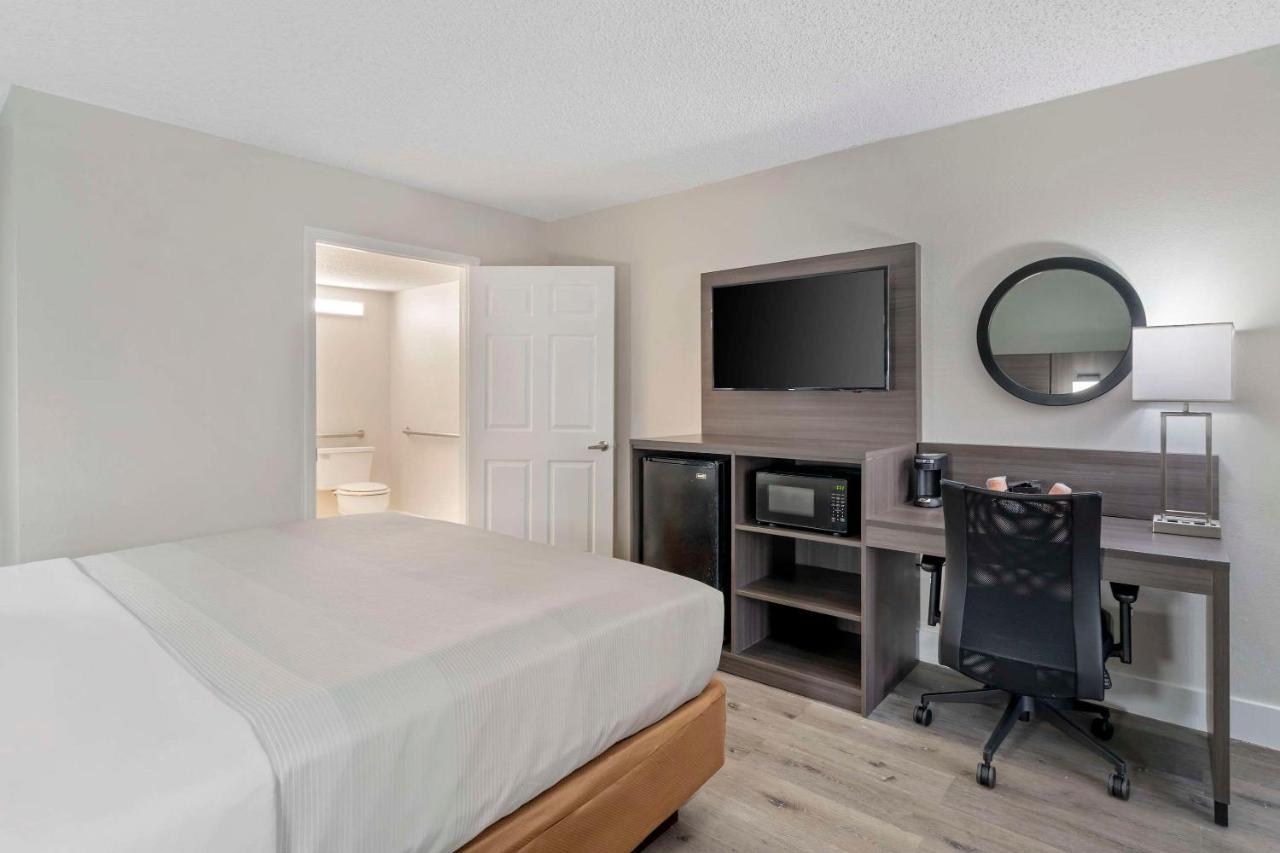Quality & Orlando East - Ucf Area Hotel