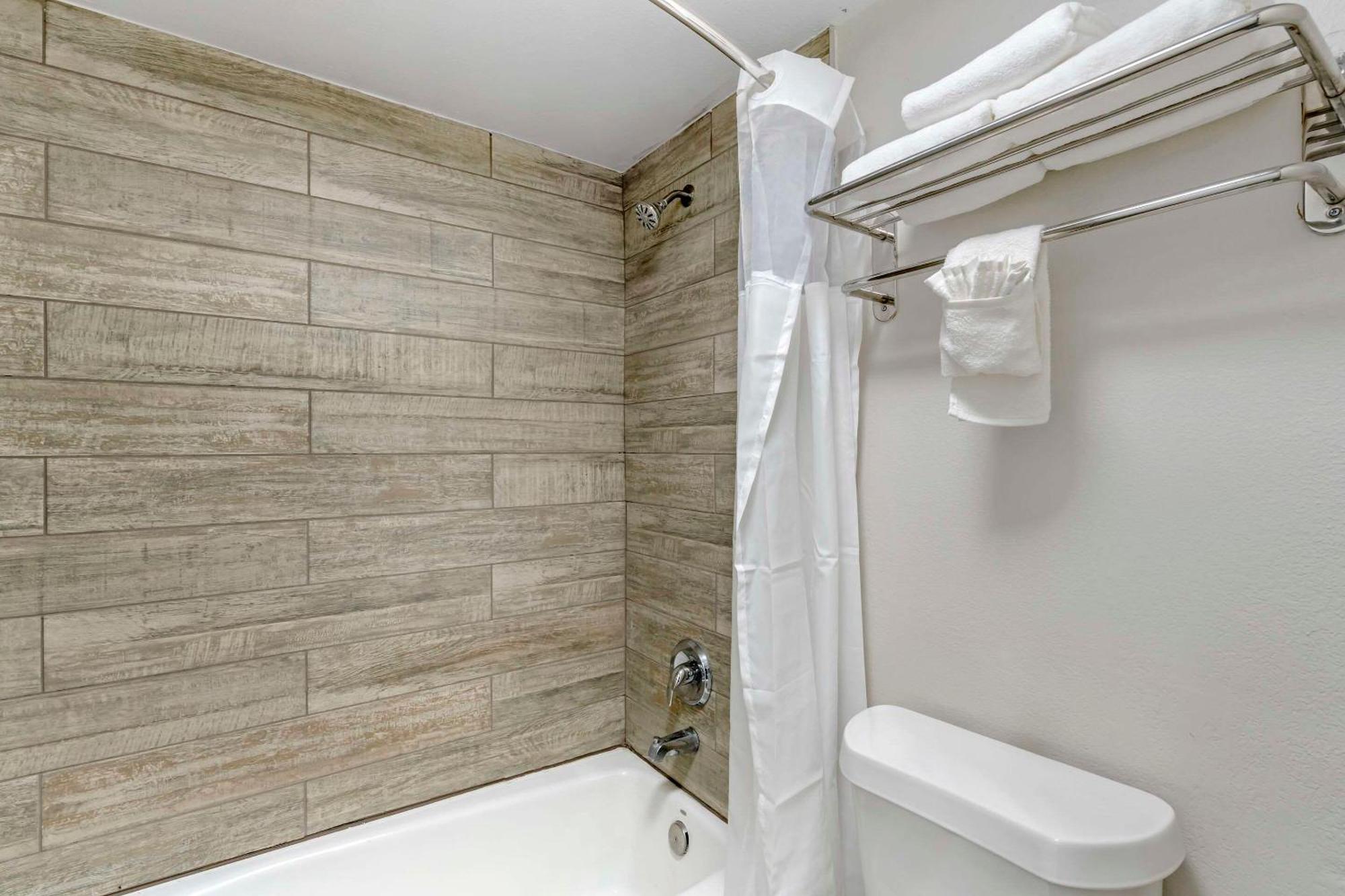Hotel Quality & Orlando East - Ucf Area Alafaya